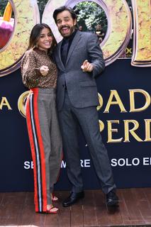 Isabela Merced feet photo thumbnail