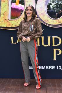 Isabela Merced feet photo thumbnail