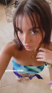 Isabela Merced feet photo thumbnail