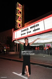 Isabela Merced feet photo thumbnail