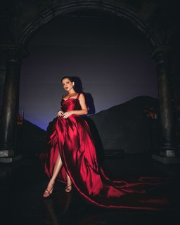 Isabela Merced feet photo thumbnail