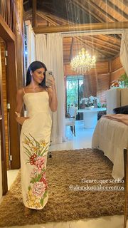 Isabela Souza feet photo 14