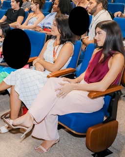 Isabela Souza feet photo 3