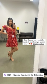 Isabela Souza feet photo 4