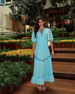 Isabela Souza feet photo 3