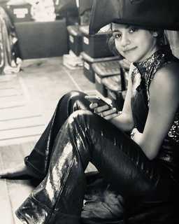 Isabela Souza feet photo 19