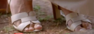 Isabela Souza feet photo 18