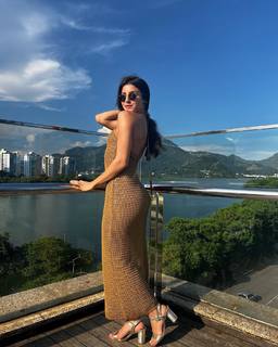 Isabela Souza feet photo 3