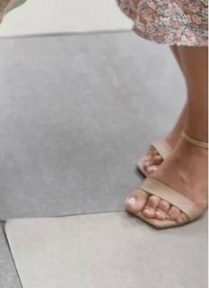Isabela Souza feet photo 18