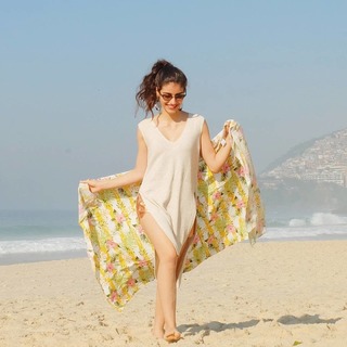 Isabela Souza feet photo 19