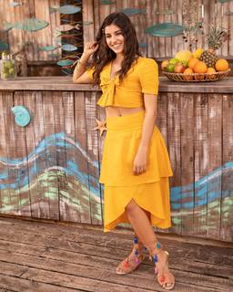 Isabela Souza feet photo 12