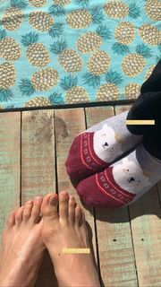 Isabela Souza feet photo 6