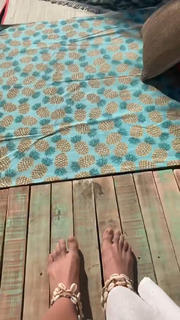 Isabela Souza feet photo 9