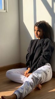 Isabela Souza feet photo 15