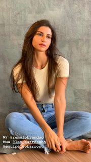 Isabela Souza feet photo 7