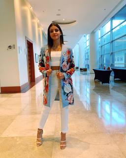 Isabela Souza feet photo 6