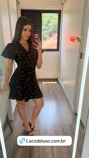 Isabela Souza feet photo 8