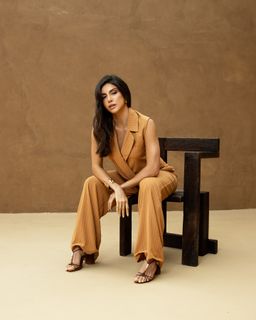 Isabela Souza feet photo 15