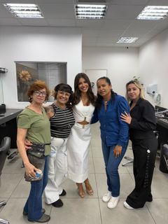 Isabela Souza feet photo 9