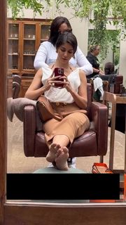 Isabela Souza feet photo 19