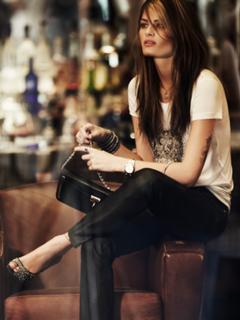 Isabeli Fontana feet photo thumbnail