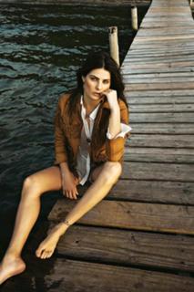 Isabeli Fontana feet photo thumbnail