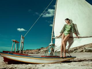 Isabeli Fontana feet photo thumbnail