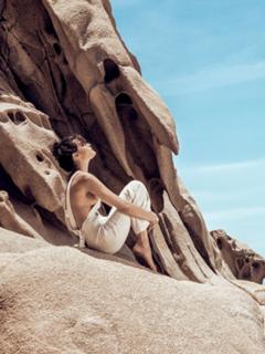 Isabeli Fontana feet photo thumbnail