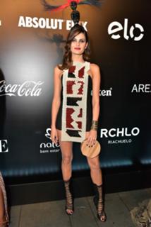 Isabeli Fontana feet photo thumbnail