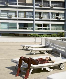 Isabeli Fontana feet photo thumbnail