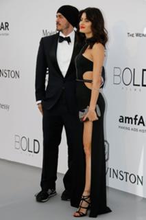 Isabeli Fontana feet photo thumbnail