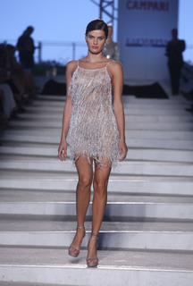 Isabeli Fontana feet photo thumbnail