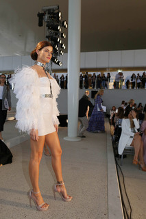 Isabeli Fontana feet photo thumbnail