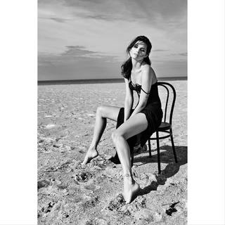 Isabeli Fontana feet photo thumbnail