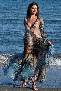 Isabeli Fontana feet photo thumbnail