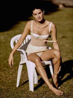 Isabeli Fontana feet photo thumbnail