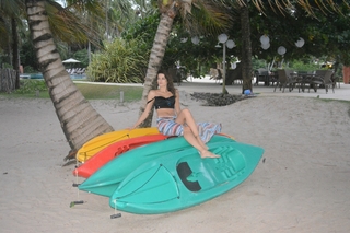 Isabeli Fontana feet photo thumbnail