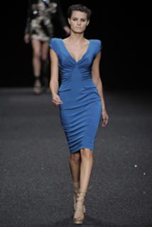 Isabeli Fontana feet photo thumbnail