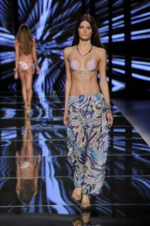 Isabeli Fontana feet photo thumbnail