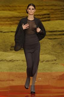 Isabeli Fontana feet photo thumbnail