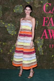 Isabeli Fontana feet photo thumbnail