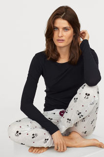 Isabeli Fontana feet photo thumbnail