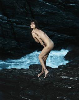 Isabeli Fontana feet photo thumbnail