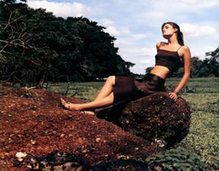 Isabeli Fontana feet photo thumbnail