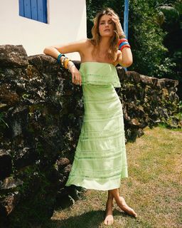 Isabeli Fontana feet photo thumbnail