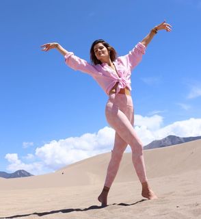 Isabeli Fontana feet photo thumbnail