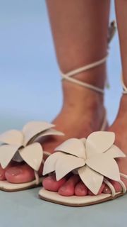 Isabella Cecchi feet photo 3