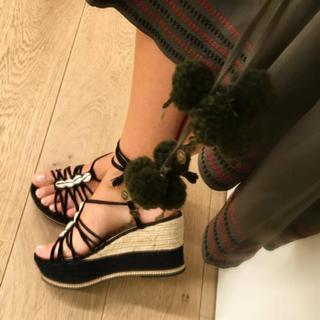 Isabella Fiorentino feet photo thumbnail