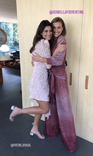 Isabella Fiorentino feet photo thumbnail