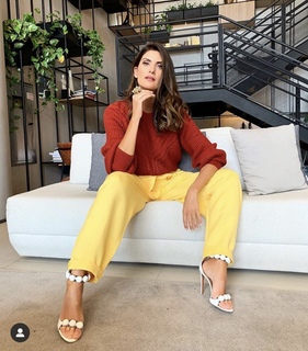 Isabella Fiorentino feet photo thumbnail